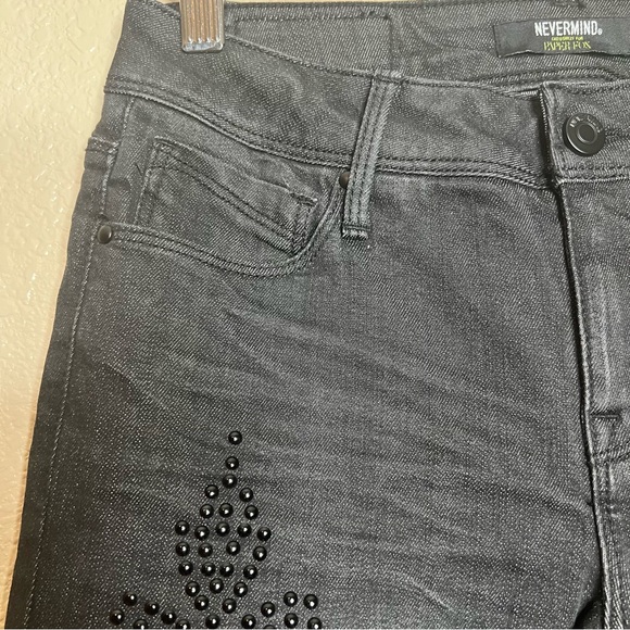 Nevermind Exclusively for Paper Fox Jeans 🔴 - Picture 4 of 10